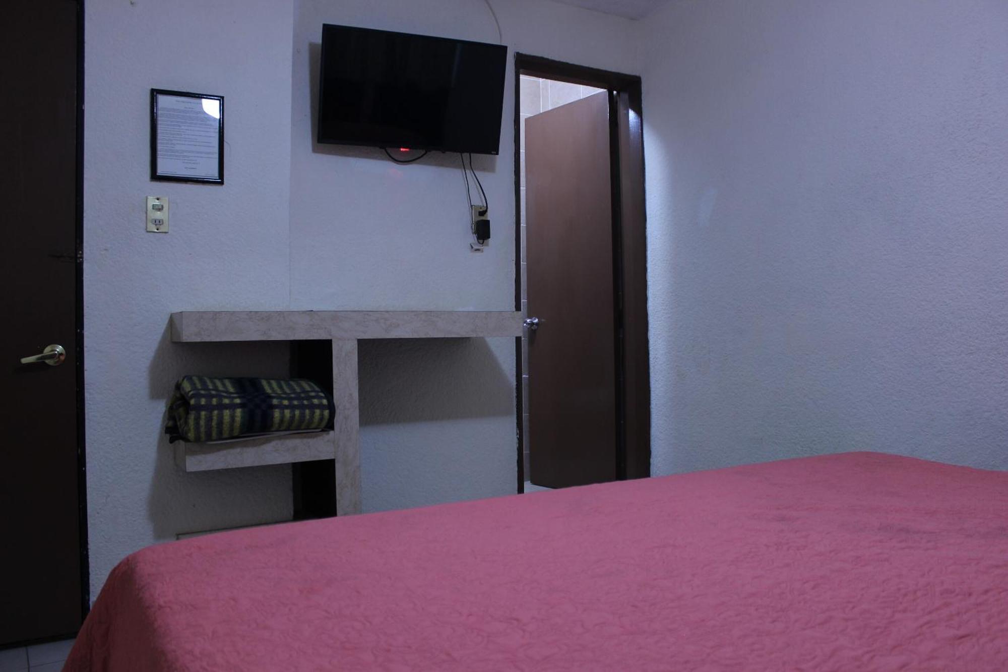 Hotel Plaza Aleman León Pokój zdjęcie